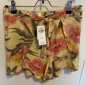 Hollister Floral Short Set